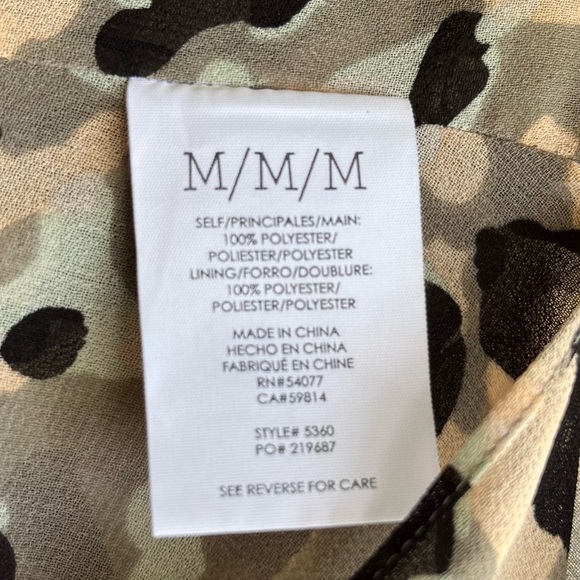 •CAbi• Tiered Off the Shoulder Blouse - Size Medium - Picture 9 of 11